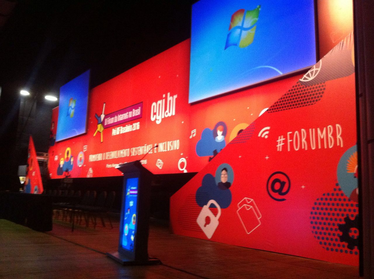 Fundo de Palco, Cenografia, Sinalização Eventos, Fiergs